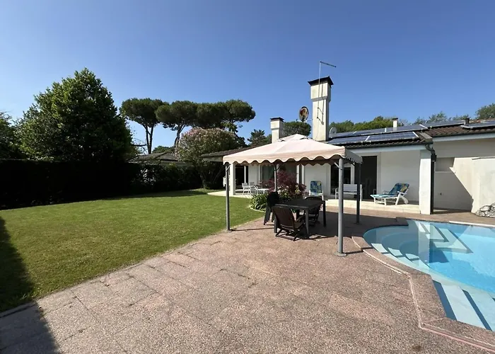Βίλα Pioppi Singola Con Piscina Rosolina