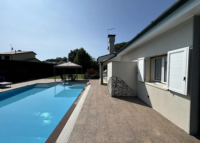 Βίλα Pioppi Singola Con Piscina *